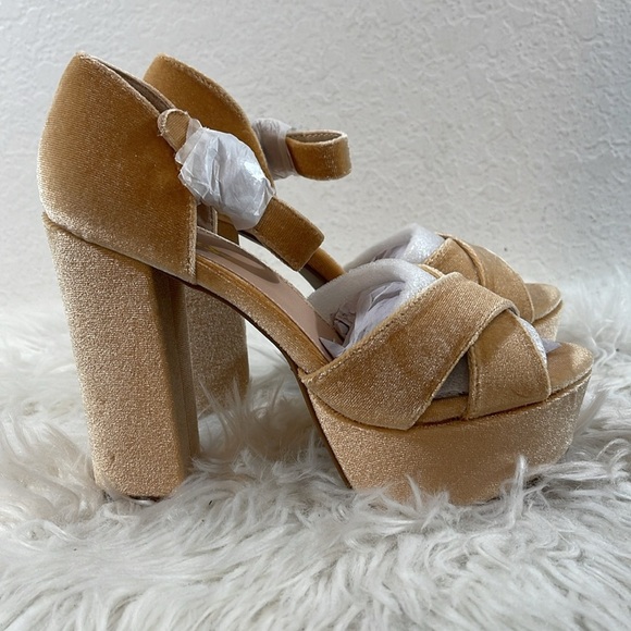 LULUS Crushest Champagne Velvet Rhinestone Ankle Strap Heels Size 7.5 NEW - Picture 5 of 16